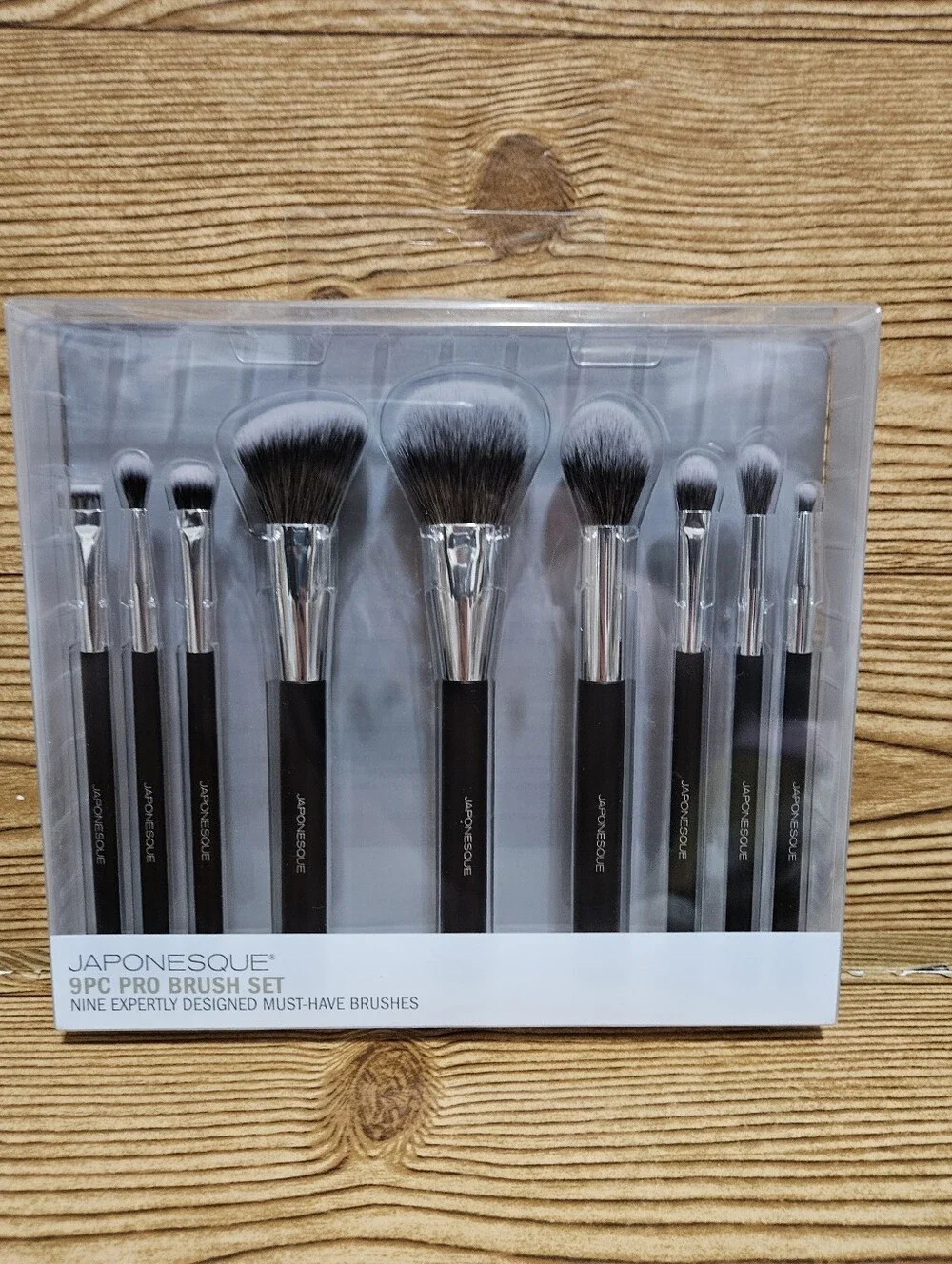 Japonesque 9 Piece Pro Makeup Brush Set Black